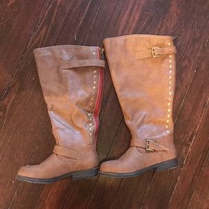 Chestnut knees high boots